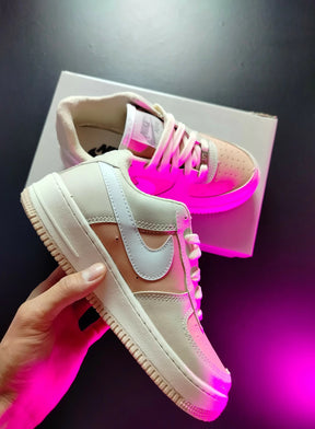 NIKE FEMININO ROSA/BEGE
