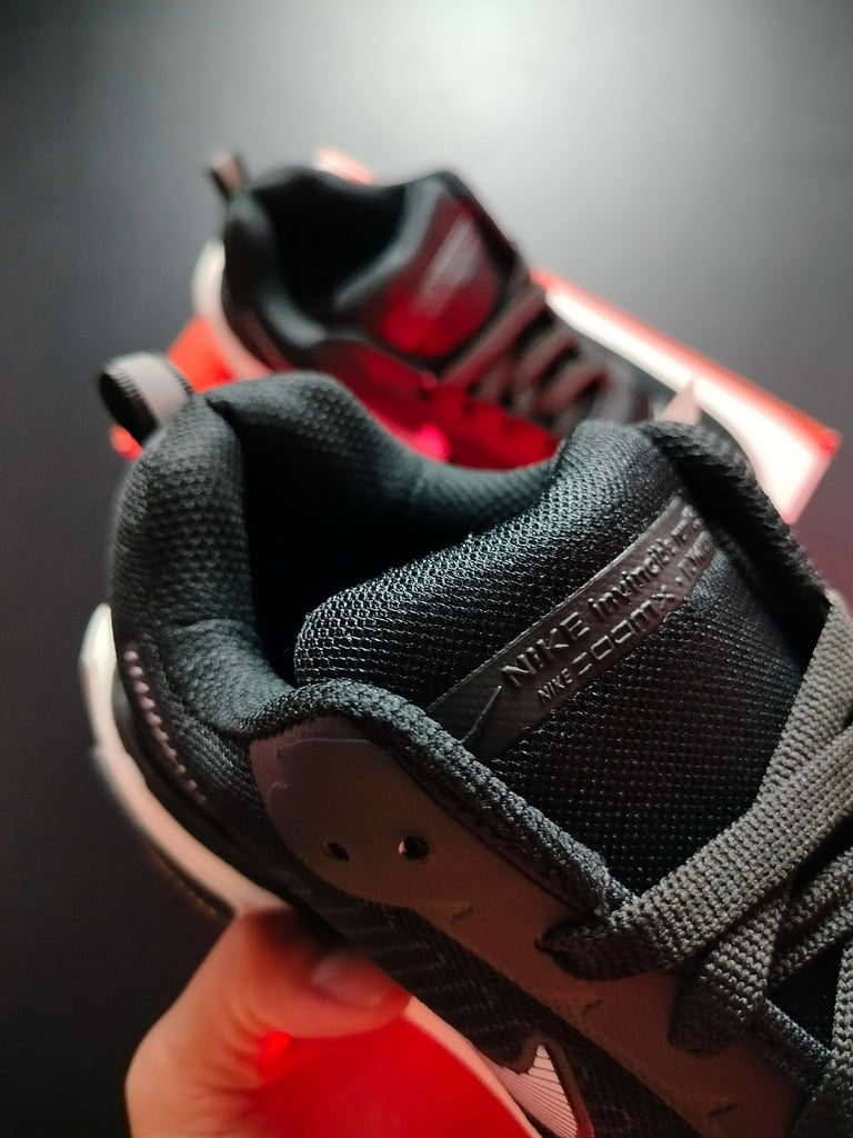 NIKE INVENCIBLE RUN 3 PRETO/BRANCO