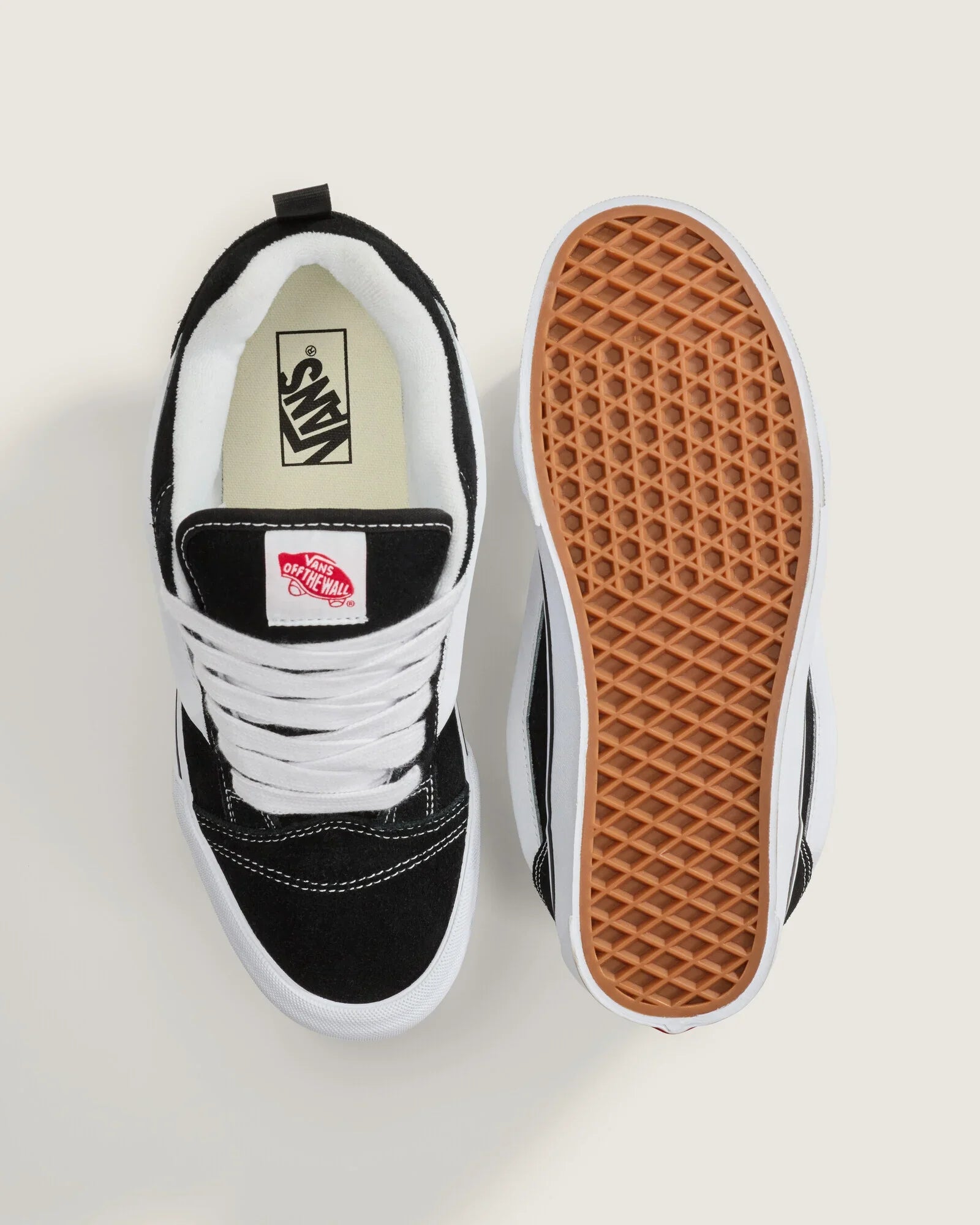 VANS KNU FEMININO BRANCO/PRETO